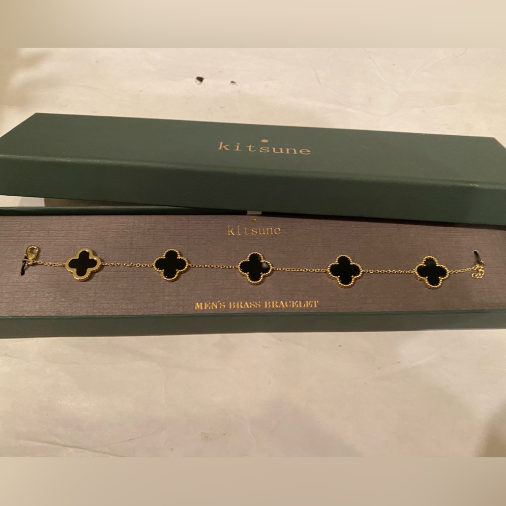 Men’s Maison KITSUNE 5-motif black +gold frame Clover Alhambra Bracelet - Picture 2 of 5